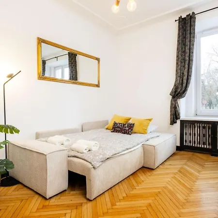 Bergamot Center Апартаменты Варшава